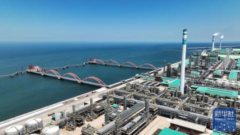 新時(shí)代中國調(diào)研行之看區(qū)域·東北篇 | 大連石化產(chǎn)業(yè) “減油增化”戰(zhàn)略下的新動(dòng)能再造之路